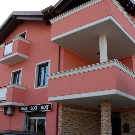 Bed & Breakfast La Perla Rosa Pescara Exterior photo
